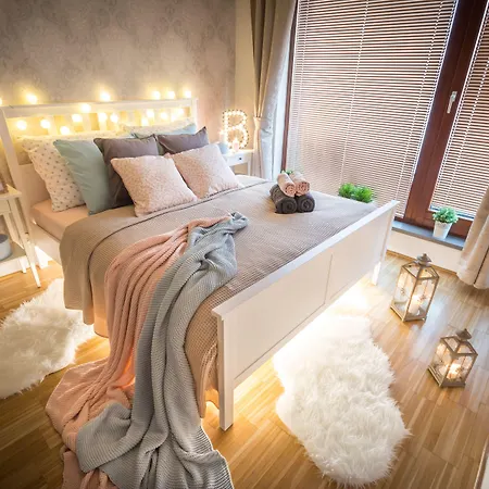 Luxury River Diamond Апартаменты Прага