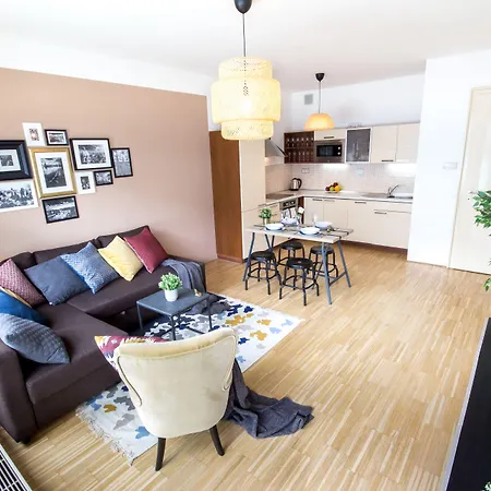 Апартаменты Luxury River Diamond *