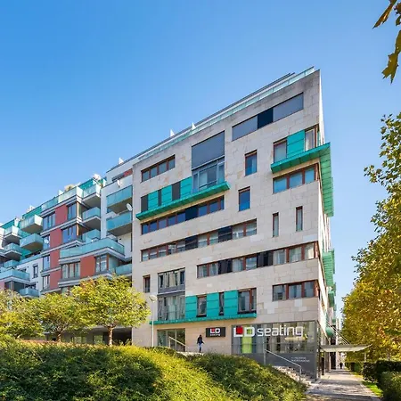 Luxury River Diamond Praha