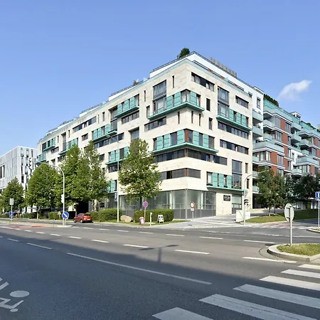 Luxury River Diamond Apartmán